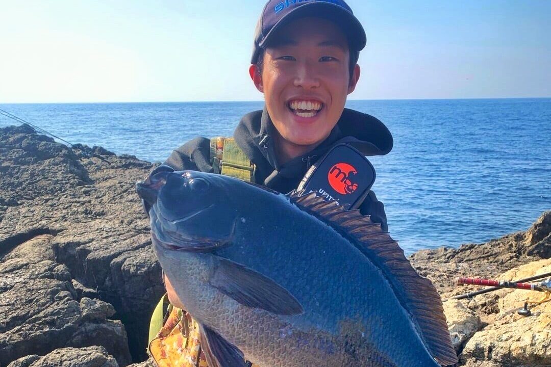 【沖ノ島遠征day2】上カゴで良い型のクロが釣れました！【3/16】